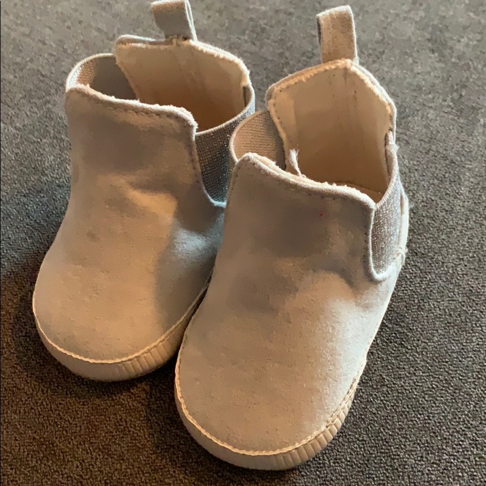 2 for $8 0-3 month Baby Gap Silver Sparkle Boots
